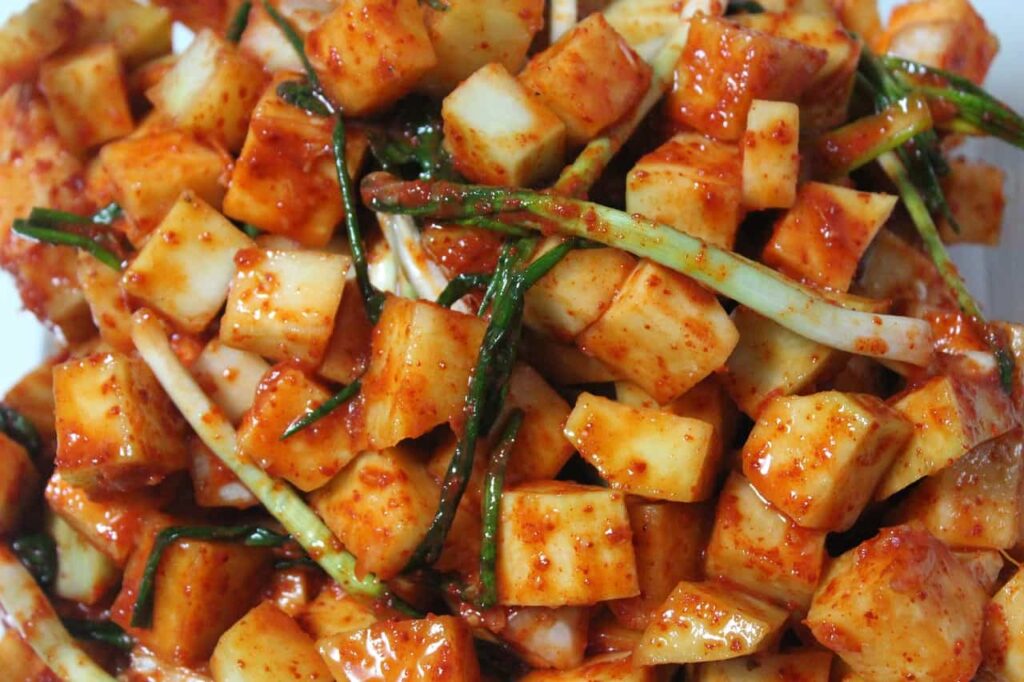kimchi, radish kimchi, korean food